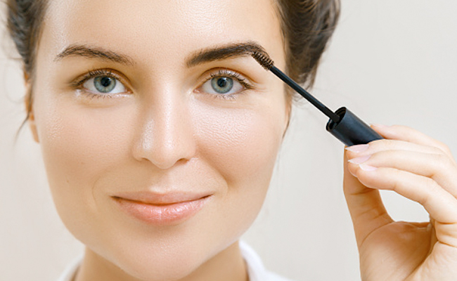 Keep Your Eyebrows Always On Point With These Eyebrow Gels