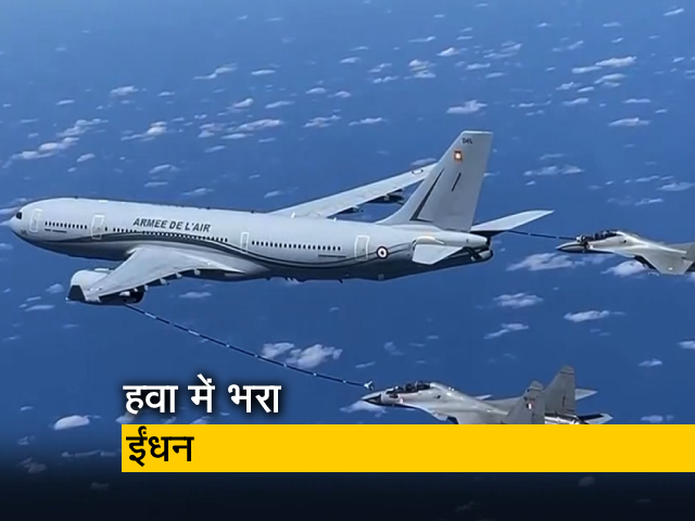 फ्रांसीसी वायु सेना ने हवा में भरा IAF के सुखोई Su-30 MKI में ईंधन