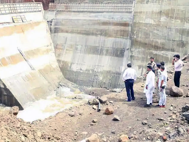 Amid Dam Collapse Danger In Madhya Pradesh, Villagers Returning Home