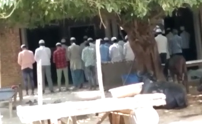 Police Case Over Group Namaz At Home: 26 Booked In Dulehpur ...