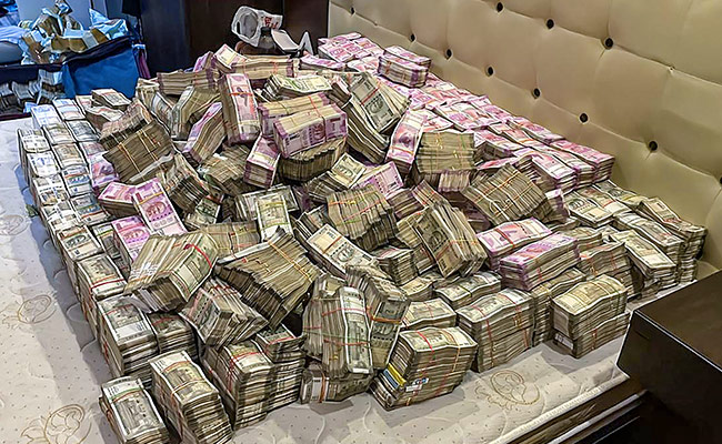 "Money Kept In My Home Without My Knowledge": Ex Bengal Minister's Aide