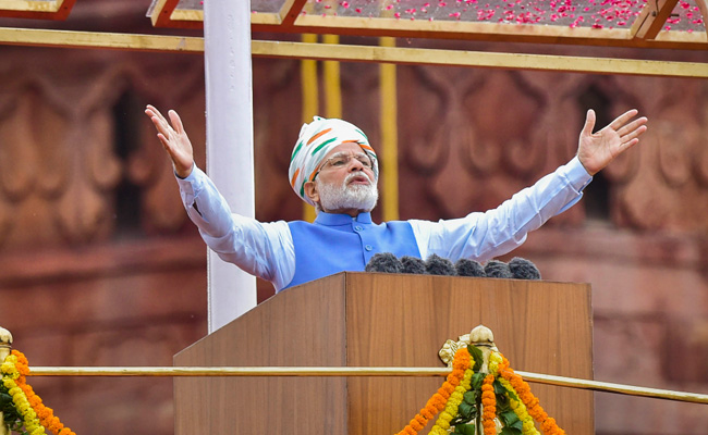 "1,800 विशेष अतिथि,सेल्फी पॉइंट": स्वतंत्रता दिवस समारोह के लिए केंद्र का बड़ा प्लान
