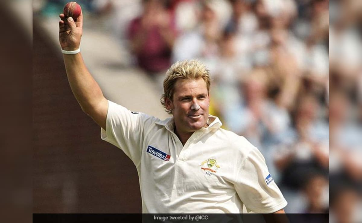 जब इतिहास के पन्नों में दर्ज हुआ था शेन वॉर्न का नाम, वर्ल्ड क्रिकेट में ये कारनामा करने वाले बने थे पहले गेंदबाज