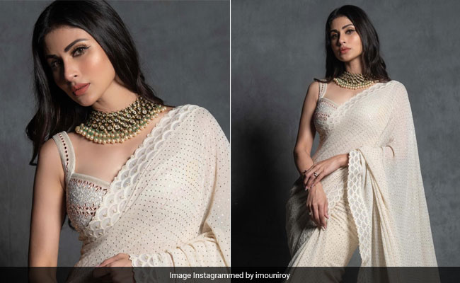 Mouni Roy Is Pure Ethnic Perfection In An Ethereal White Saree