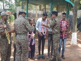 ITBP द्वारा प्रशिक्षित कोंडागांव के 19 युवाओं का 'बस्तर फाइटर्स' में चयन ITBP द्वारा प्रशिक्षित कोंडागांव के 19 युवाओं का 'बस्तर फाइटर्स' में चयन