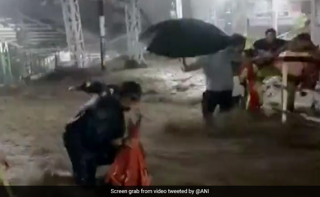 Vaishno Devi Yatra Temporarily Suspended Amid Heavy Rain