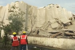 Mountain Of Debris After Noida Twin Towers Razed, Mega Clean-Up Mountain Of Debris After Noida Twin Towers Razed, Mega Clean-Up