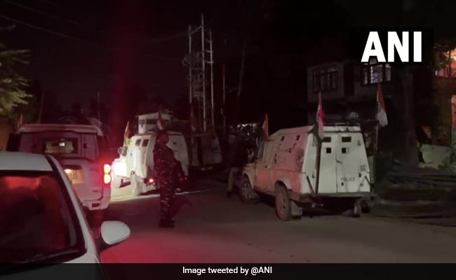 2 Grenade Attacks By Terrorists In Kashmir, Cop And Civilian Injured