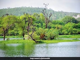 "Couples Not Allowed" Board Outside Pune Garden Sparks Row "Couples Not Allowed" Board Outside Pune Garden Sparks Row