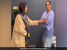 मां की इस हरकत से परेशान हुईं सानिया मिर्जा, Video शेयर कर बोलीं- बस भारतीय ही समझ पाएंगे  मां की इस हरकत से परेशान हुईं सानिया मिर्जा, Video शेयर कर बोलीं- बस भारतीय ही समझ पाएंगे