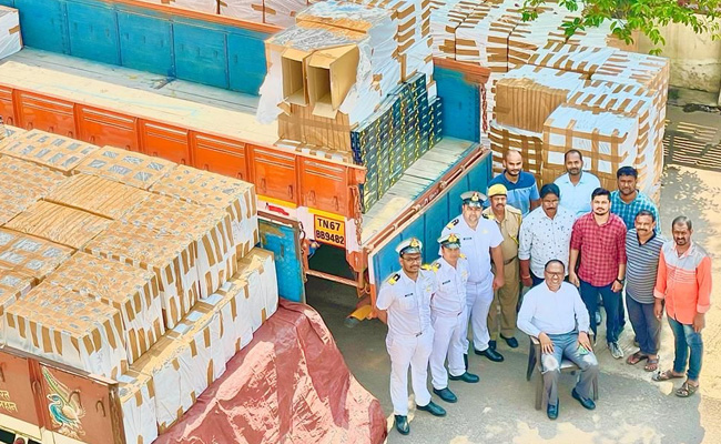 विजयवाड़ा में 8 करोड़ रुपये मूल्य की 80 लाख विदेशी सिगरेट जब्त