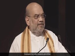 अमित शाह के दौरे से पहले ओडिशा में छिड़ा BJP-BJD में पोस्टर वार, HM और CM का आज ज्वाइंट प्रोग्राम अमित शाह के दौरे से पहले ओडिशा में छिड़ा BJP-BJD में पोस्टर वार, HM और CM का आज ज्वाइंट प्रोग्राम