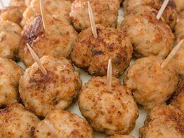 How To Make Egg Lollipop - A Perfect Snack To Elevate Tea-Time Experience