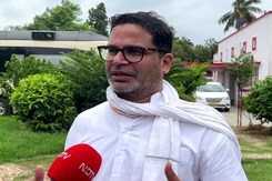 Prashant Kishor's "Teflon-Coated Imagery" Dig At Nitish Kumar's New Alliance Prashant Kishor's "Teflon-Coated Imagery" Dig At Nitish Kumar's New Alliance