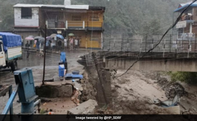 2 Dead, Shops, Vehicles Damaged After Flash Floods, Landslide In Himachal Pradesh