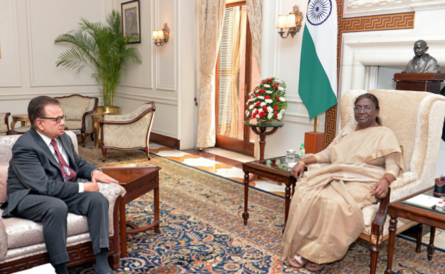 World Court Judge Dalveer Bhandari Calls On President Droupadi Murmu