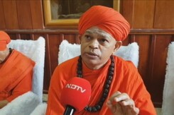 "Rahul Gandhi Has Been Initiated Into The Lingayat Sect": Muruga Mutt Seer "Rahul Gandhi Has Been Initiated Into The Lingayat Sect": Muruga Mutt Seer