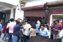 Manish Sisodia At Bank, CBI To Check Locker In Alleged Corruption Case Manish Sisodia At Bank, CBI To Check Locker In Alleged Corruption Case