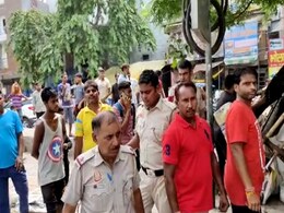 दिल्ली के महिंद्र पार्क इलाके में हनुमान मंदिर में तोड़फोड़, मूर्ति तोड़ने वाले शख्स की तलाश में पुलिस दिल्ली के महिंद्र पार्क इलाके में हनुमान मंदिर में तोड़फोड़, मूर्ति तोड़ने वाले शख्स की तलाश में पुलिस