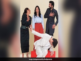 Hey Alia Bhatt, <i>Darlings</i> Stars Vijay Varma And Shefali Shah Missed You At Netflix's Films Day Hey Alia Bhatt, <i>Darlings</i> Stars Vijay Varma And Shefali Shah Missed You At Netflix's Films Day