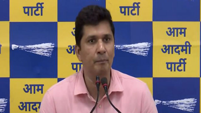 "BJP ने LG साहब से नया लव लेटर भिजवाया है": AAP से 97 करोड़ रुपये वसूलने के आदेश पर सौरभ भारद्वाज