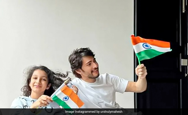 Independence Day 2022: Mahesh Babu Waves The Tricolour With Daughter Sitara