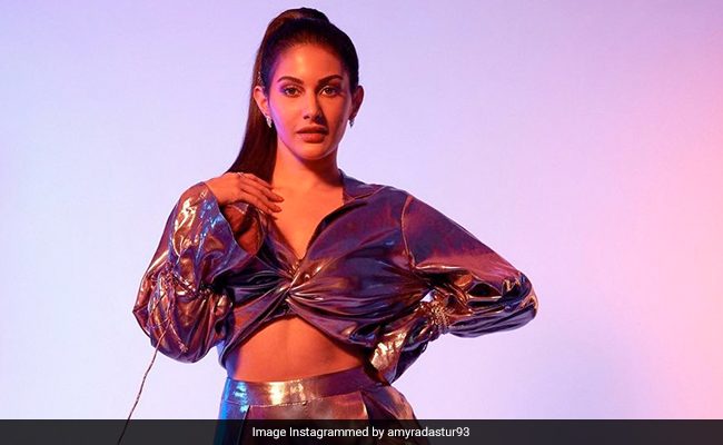 Amyra Dastur's Metallic Co-Ord Set Is The Only Midweek Fashion Inspiration That We Need