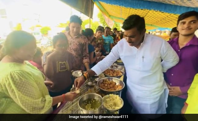 Man Offers This Snack Free As Daughter Turns 1. Chief Minister Reacts
