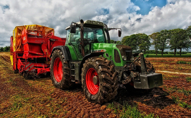 6 Killed As Tractor-Trolley Hit By Tanker In Bareilly