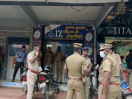 Robbers Lock Chennai Bank Staff In Toilet, Escape With Gold Worth Crores Robbers Lock Chennai Bank Staff In Toilet, Escape With Gold Worth Crores