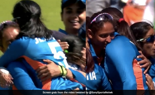 CWG 2022: इतिहास रचते ही  झूम उठीं भारतीय खिलाड़ी, एक दूसरे को लगाया गले से, जीत के बाद ऐसे मना जश्न- Video