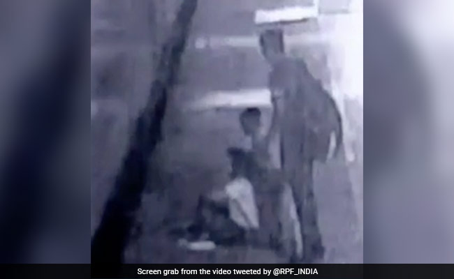 Woman Falls Off Moving Train, Saved By Alert Cop In Maharashtra