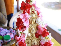 Janmashtami 2022: जन्माष्टमी पर भगवान कृष्ण की पूजा में ना करें ये गलतियां, जानें किस तरह मिलता है पूजा का संपूर्ण फल Janmashtami 2022: जन्माष्टमी पर भगवान कृष्ण की पूजा में ना करें ये गलतियां, जानें किस तरह मिलता है पूजा का संपूर्ण फल