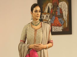 Tabu Turns Heads On The Ramp At Designer Gaurang Shah's Fashion Show Tabu Turns Heads On The Ramp At Designer Gaurang Shah's Fashion Show