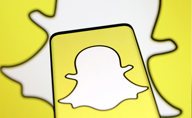 Snap Planning To Lay Off Employees: Report