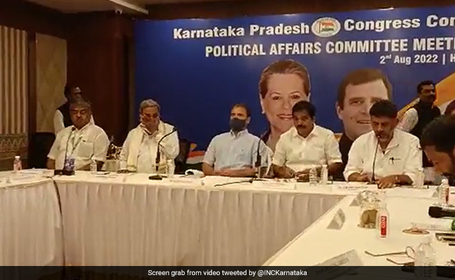 Rahul Gandhi Urges Unity Amid State Leadership In Karnataka Congress Meet