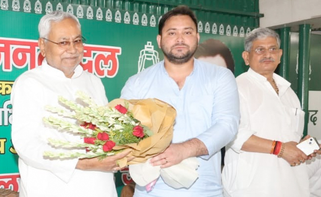 Nitish Kumar And Tejashwi Yadav's Agreement: Who Gets What