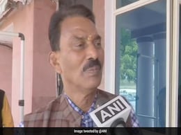 Madhya Pradesh Minister, Family Escape Unhurt After Car-Truck Collision Madhya Pradesh Minister, Family Escape Unhurt After Car-Truck Collision