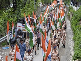 PHOTOS: अरुणाचल प्रदेश के दिरांग में ऐसे निकाली गई तिरंगा यात्रा PHOTOS: अरुणाचल प्रदेश के दिरांग में ऐसे निकाली गई तिरंगा यात्रा