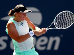Iga Swiatek Eases Into US Open Second Round With Win Over Jasmine Paolini