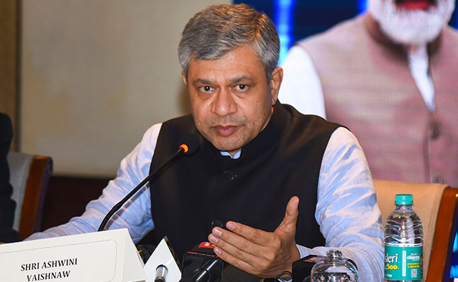 ऑनलाइन गेमिंग इंडस्ट्री के प्रतिनिधि अश्विनी वैष्णव से मिले, कई मुद्दों पर चर्चा, जानें सरकार ने दिए क्या निर्देश