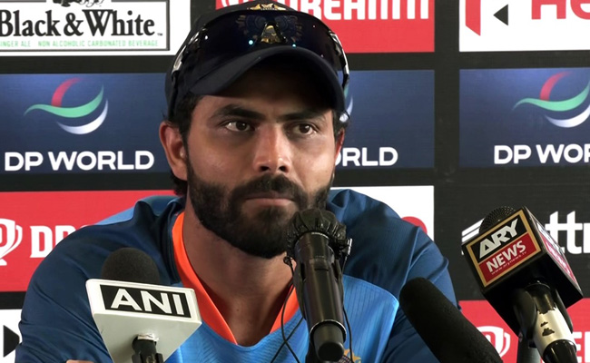 पंत को PAK के खिलाफ क्यों नहीं मिली प्लेइंग XI में जगह ?, इस सवाल पर जडेजा के जवाब ने लूट ली महफिल- Video