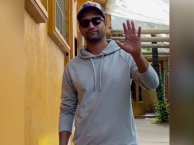 Vicky Kaushal Amps Up His Casual Look