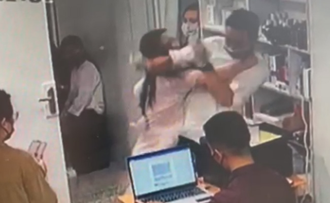 Video: Mizoram Chief Minister's Daughter Hits Doctor, Father Says Sorry
