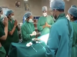 क्या मेडिकल साइंस भी मानती है भगवान को? VIDEO देख आप भी पूछेंगे यही सवाल क्या मेडिकल साइंस भी मानती है भगवान को? VIDEO देख आप भी पूछेंगे यही सवाल