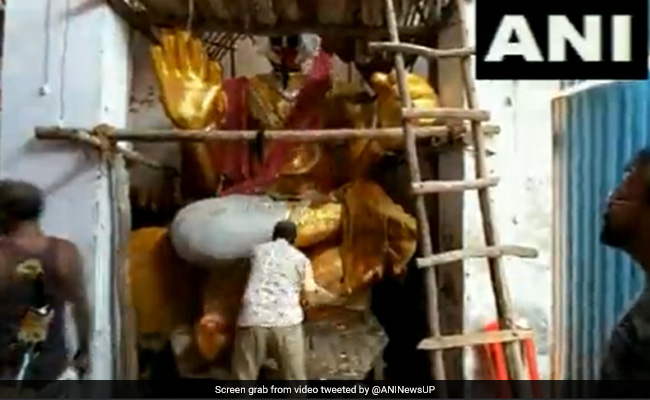 Ganesh Chaturthi 2022: यहां बनाई गई गणपति की 18 फीट ऊंची सोने की मूर्ति, देखें गणेश उत्सव की खास तैयारी