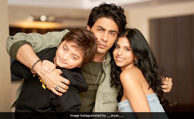 Suhana Khan, Aryan Khan And AbRam Khan's Adoration For Their Jeans Runs In Their Genes