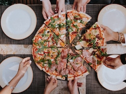 Turn Your Leftover Rotis Into Cheesy Pizzas With This Rotizza Recipe
