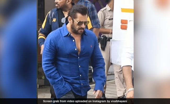 फुल स्वैग में नजर आए सलमान खान, भाईजान का लुक देख फैन्स बोले- भाई के लिए उम्र तो सिर्फ