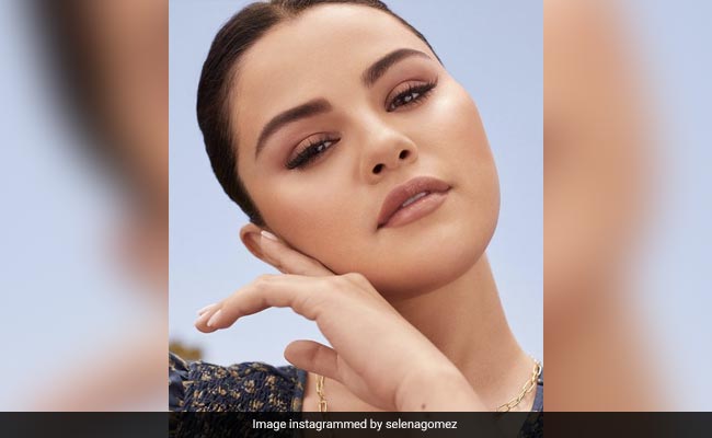 Monochrome Makeup Is The Season's Easiest Trend That You Need To Try ASAP